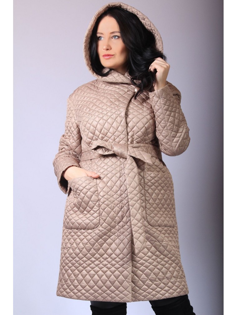 Стеганое пальто женское демисезонное с капюшоном купить. Пальто АВИКО стеганное. Пальто стеганное демисезонное 2022. Пальто Clasna женское стеганое пальто.